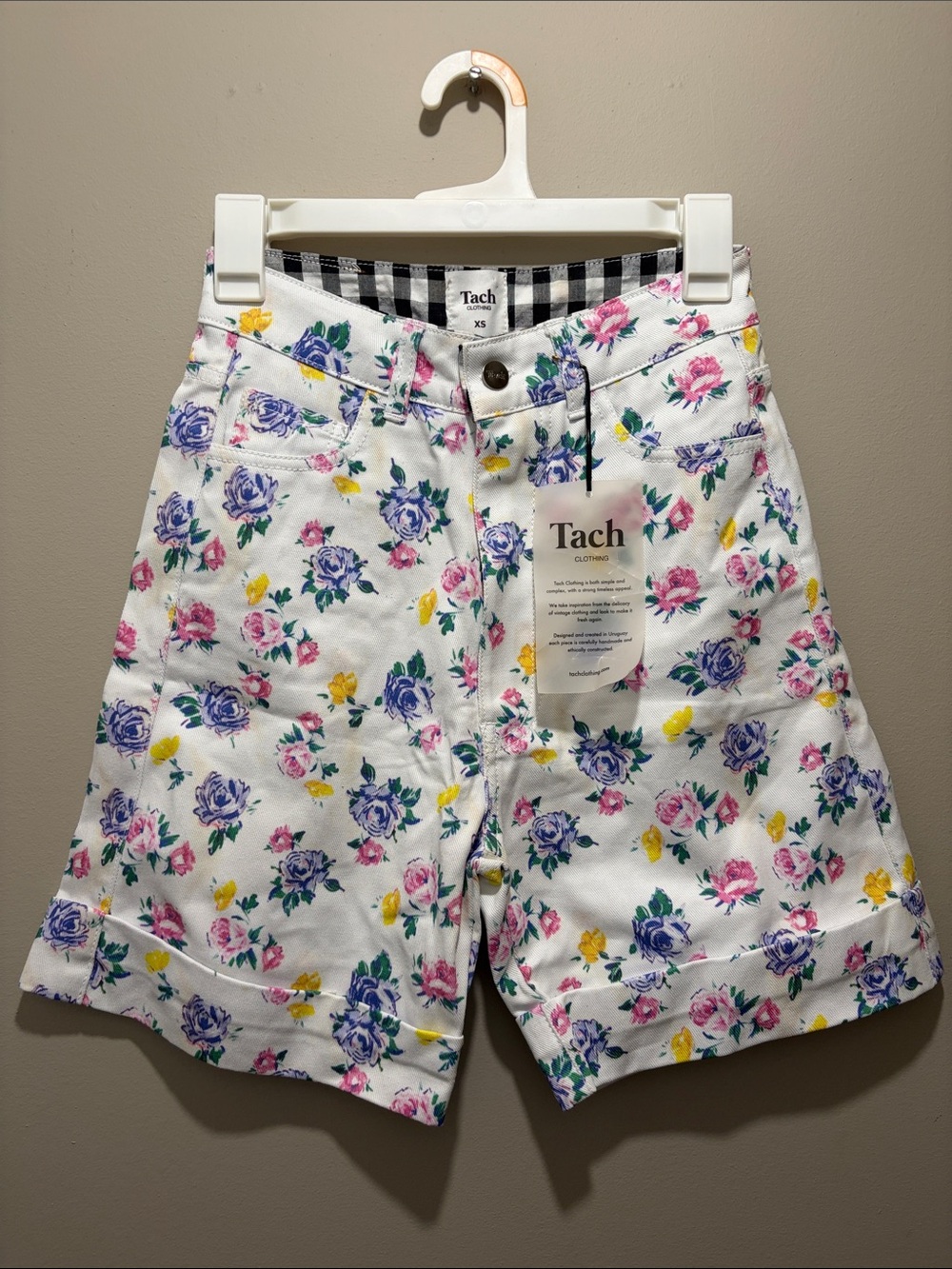 TACH White Floral High-Rise Shorts Pink, Purple & Yellow Roses sz XS Handmade
